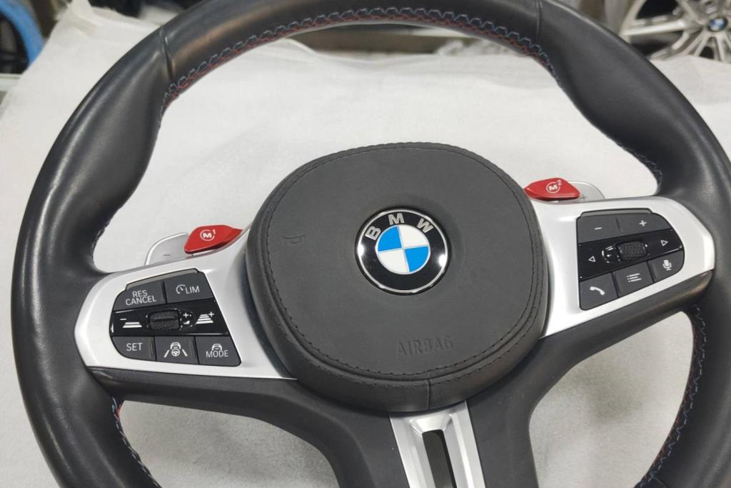 Cabin  Steering Wheel BMW X5