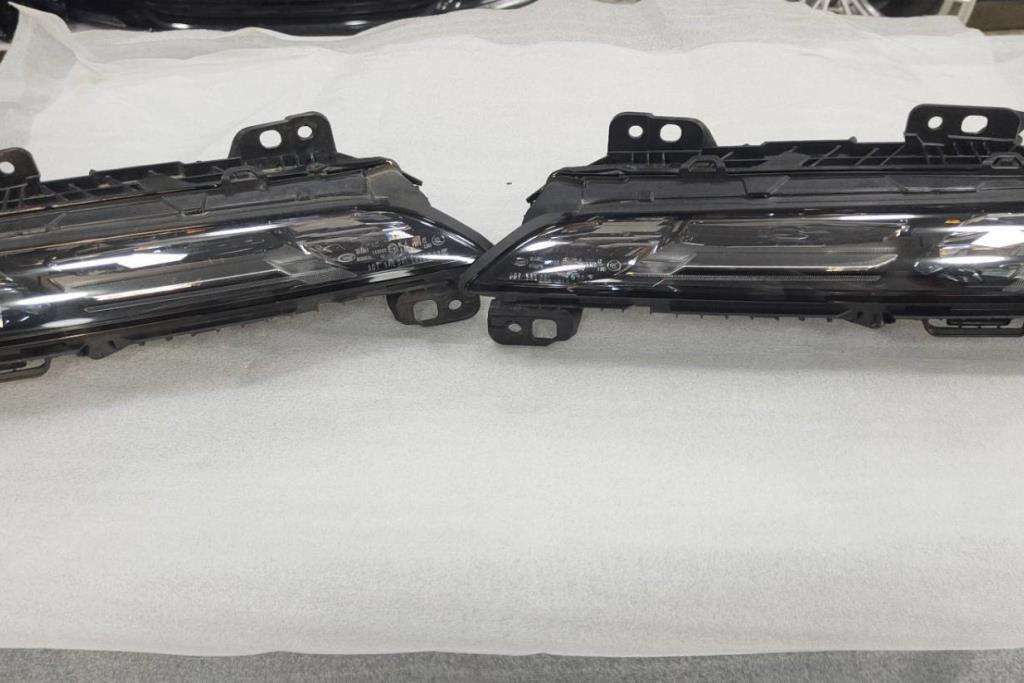 Lights Front light BMW 730