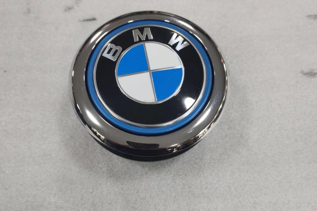 Body  Emblems BMW 620