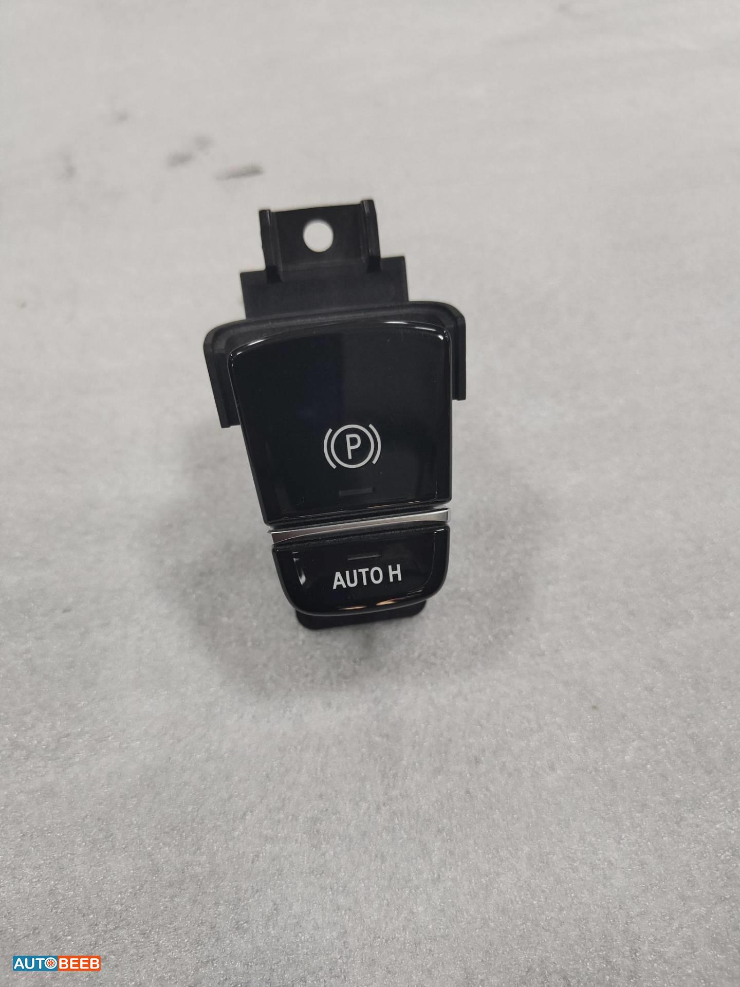 Cabin  Control buttons BMW 530