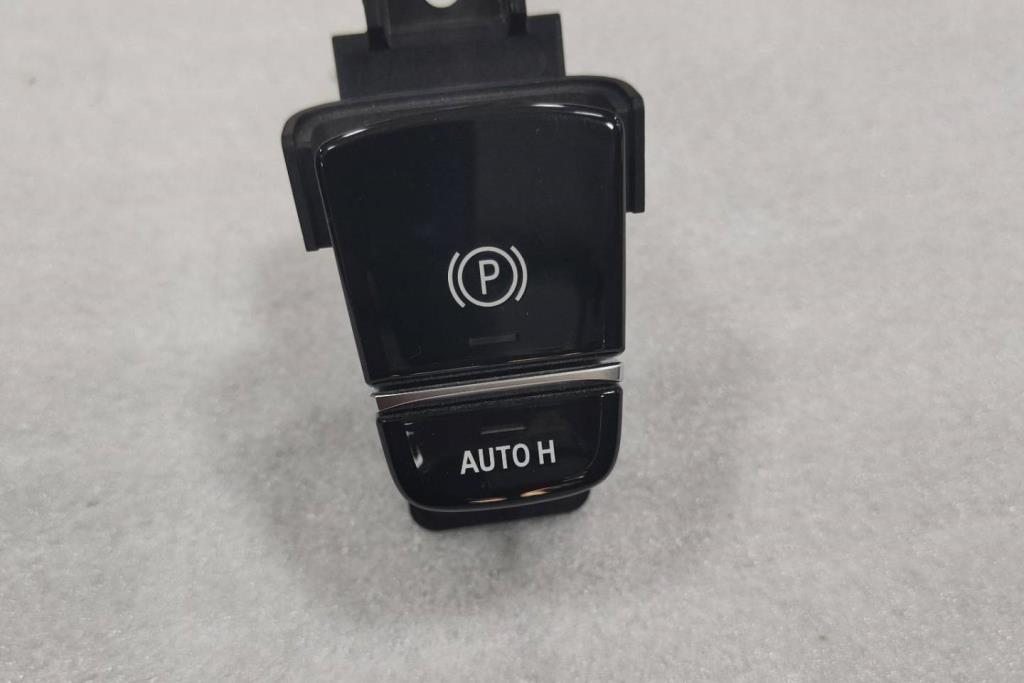 Cabin  Control buttons BMW 530