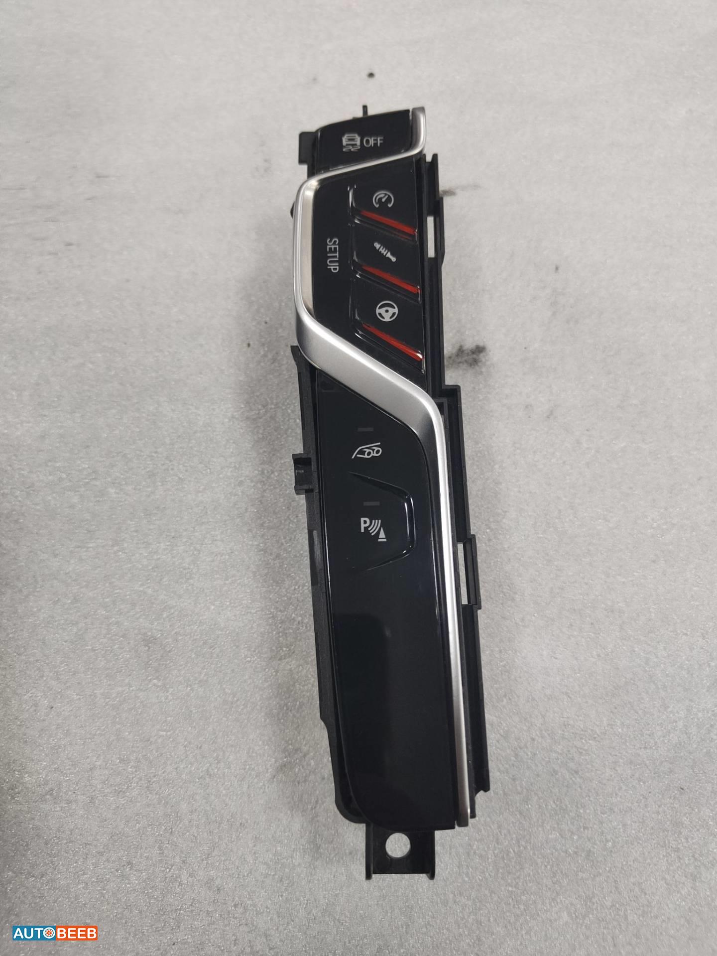 Cabin  Control buttons BMW 520