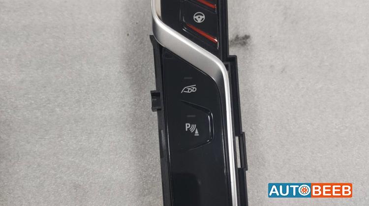 Cabin  Control buttons BMW 520