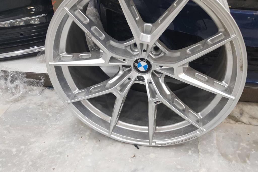 Wheel and Rims Rims BMW 520