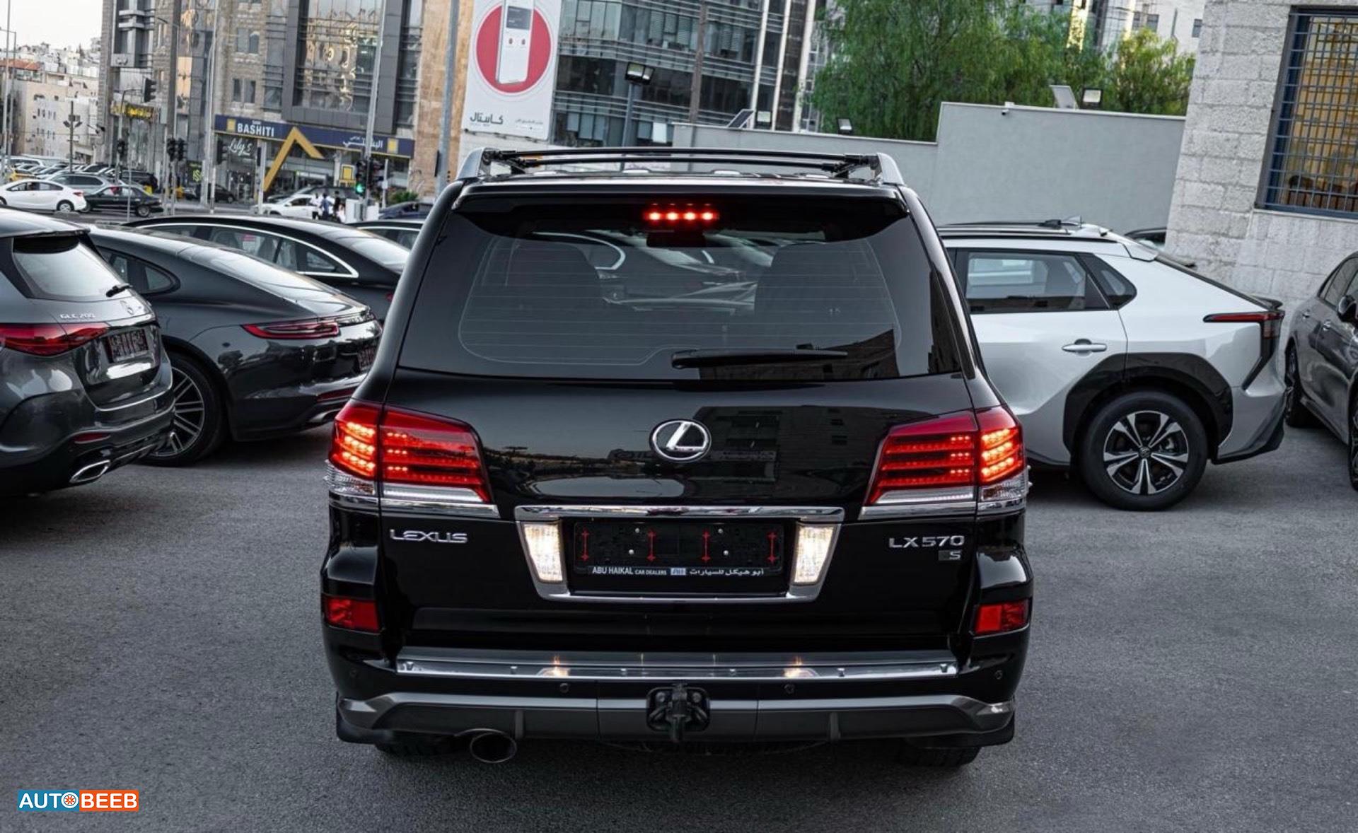 Lexus LX570 2015