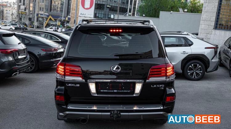 Lexus LX570 2015