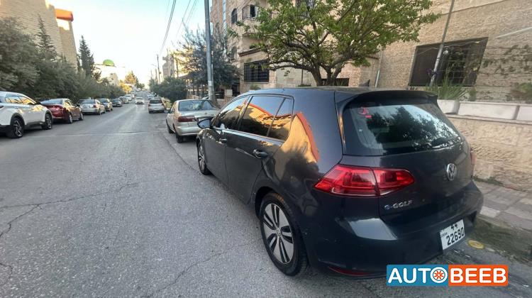 Volkswagen E-Golf 2016