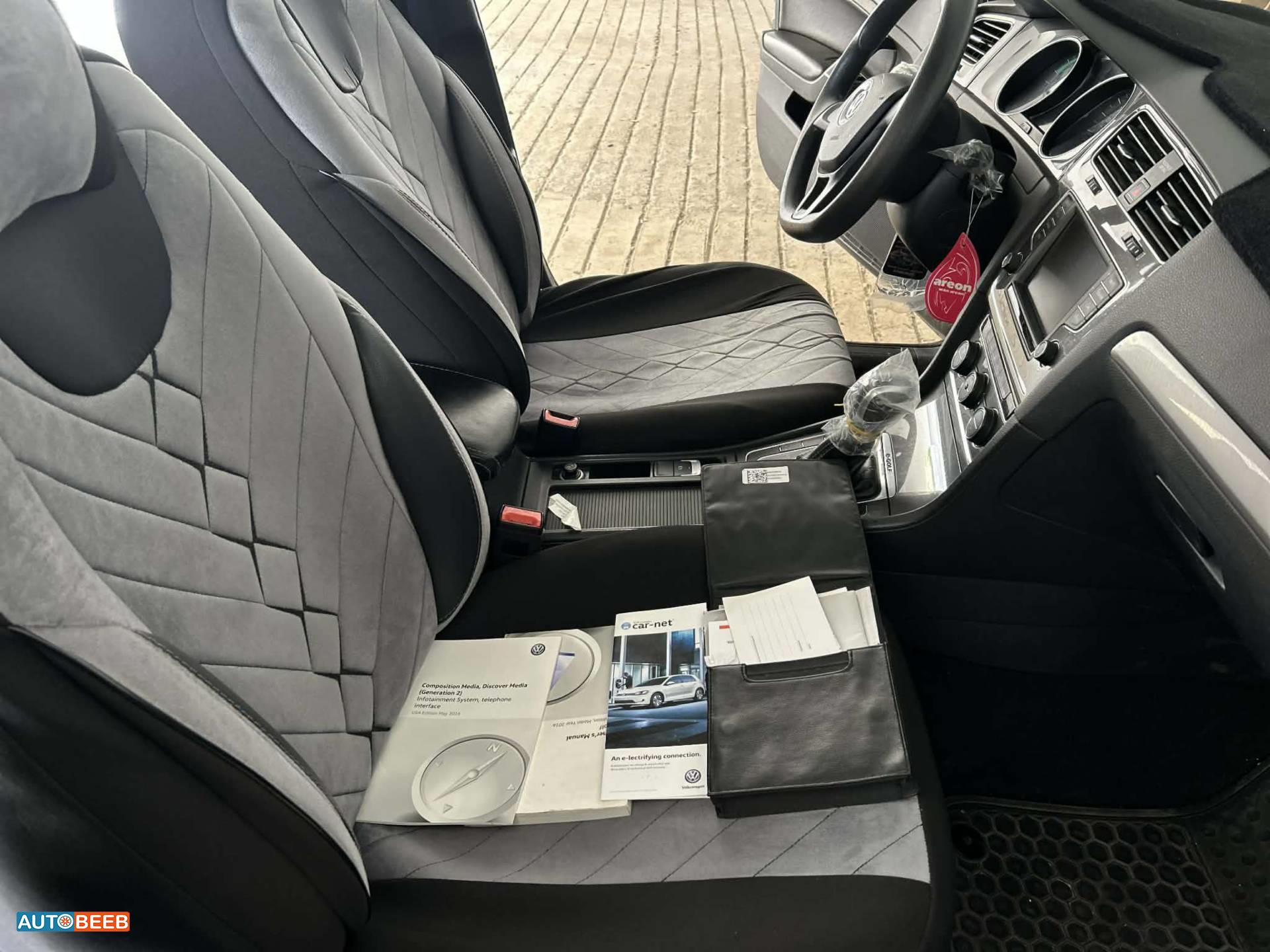 Volkswagen E-Golf 2016