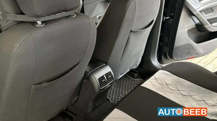 Volkswagen E-Golf 2016