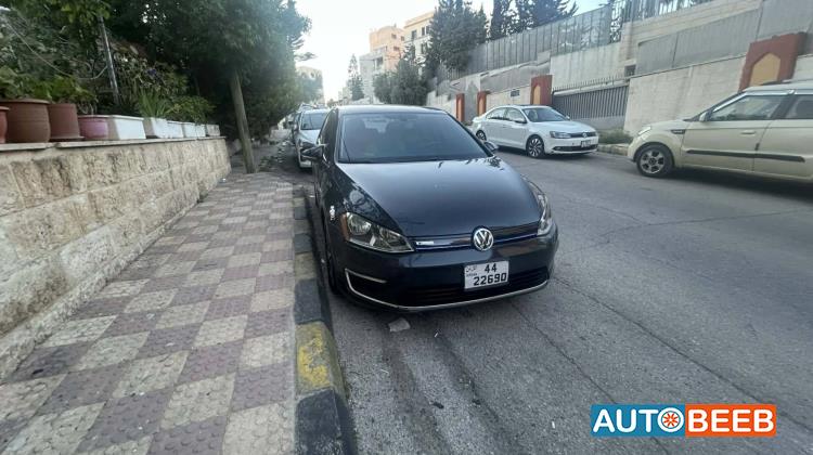 Volkswagen E-Golf 2016