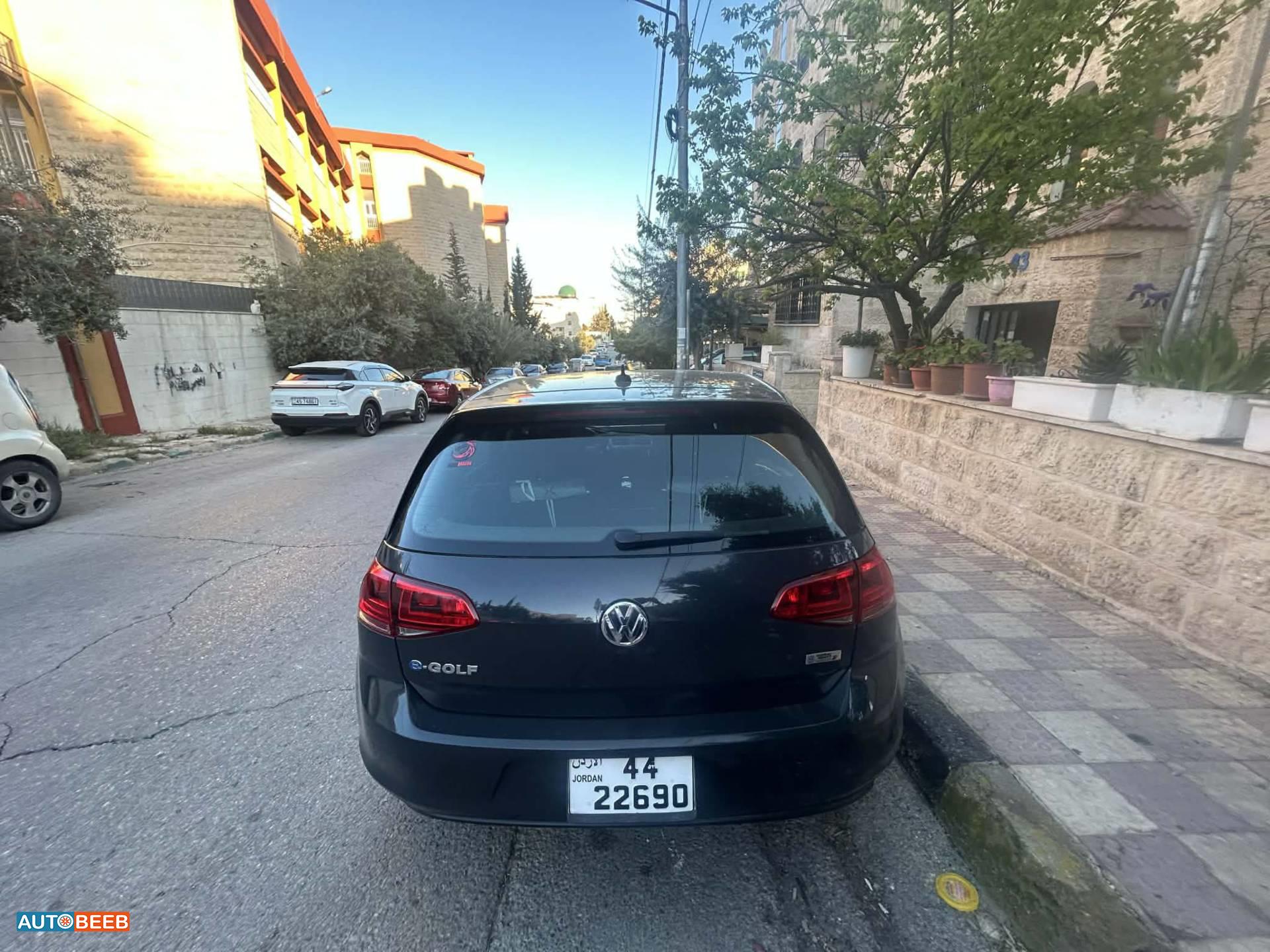 Volkswagen E-Golf 2016
