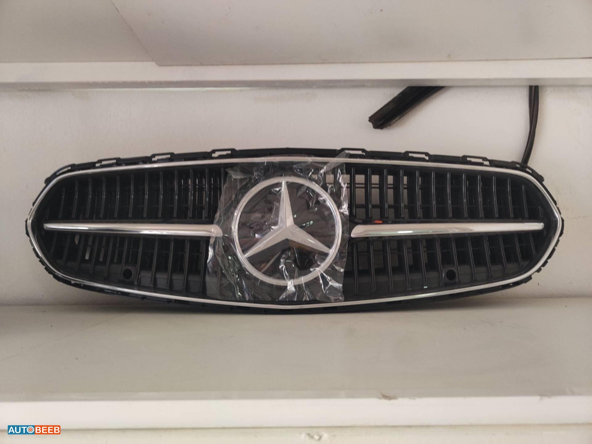 Body  Grilles Mercedes Benz C200