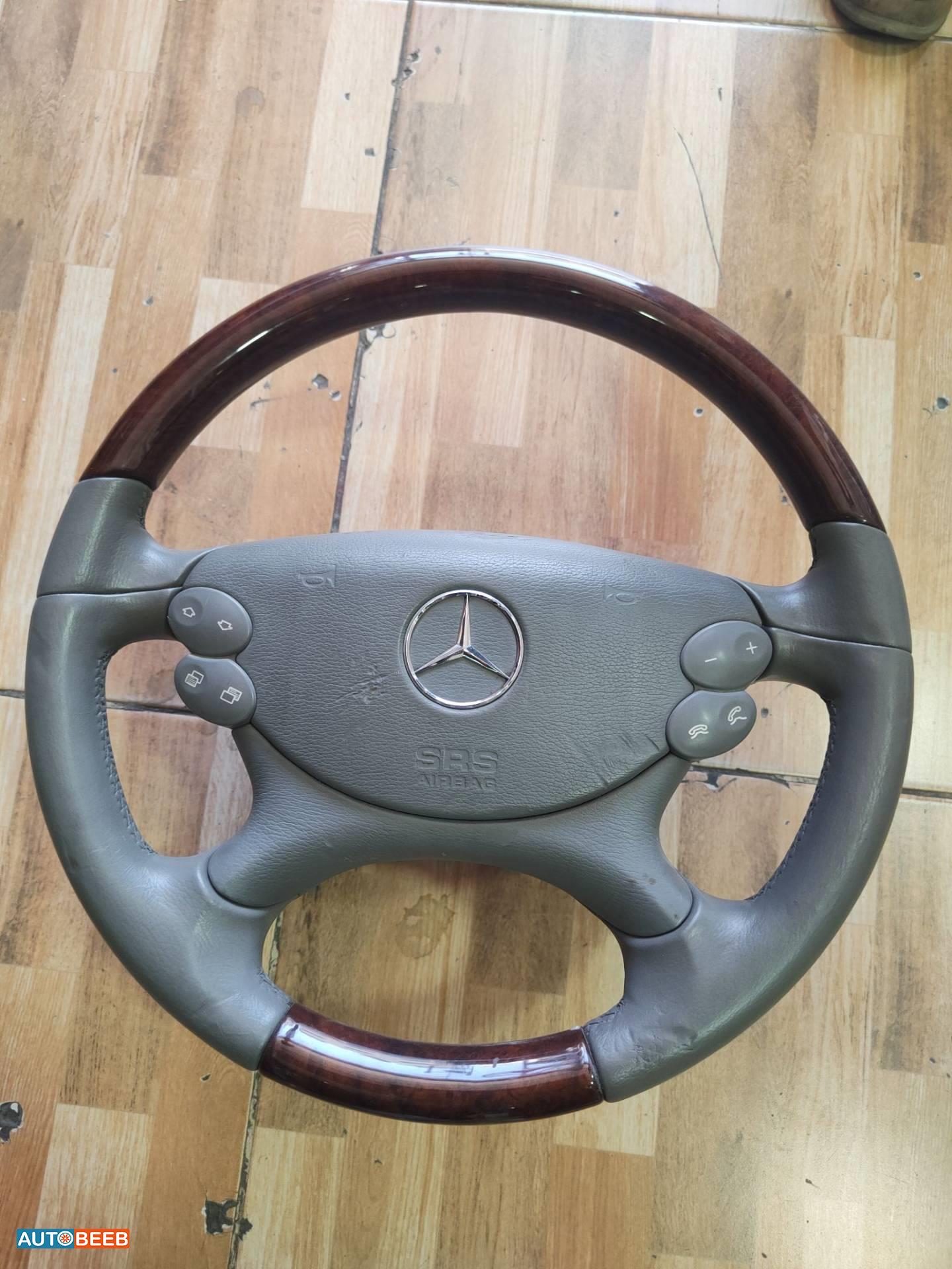 Cabin  Steering Wheel Mercedes Benz E200