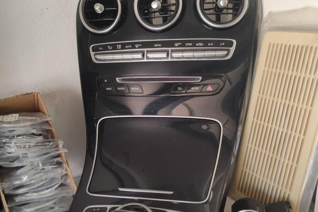 Cabin  Dashboard Mercedes Benz C200