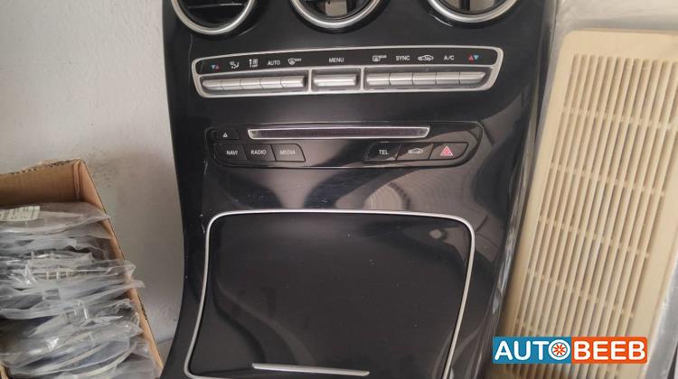 Cabin  Dashboard Mercedes Benz C200