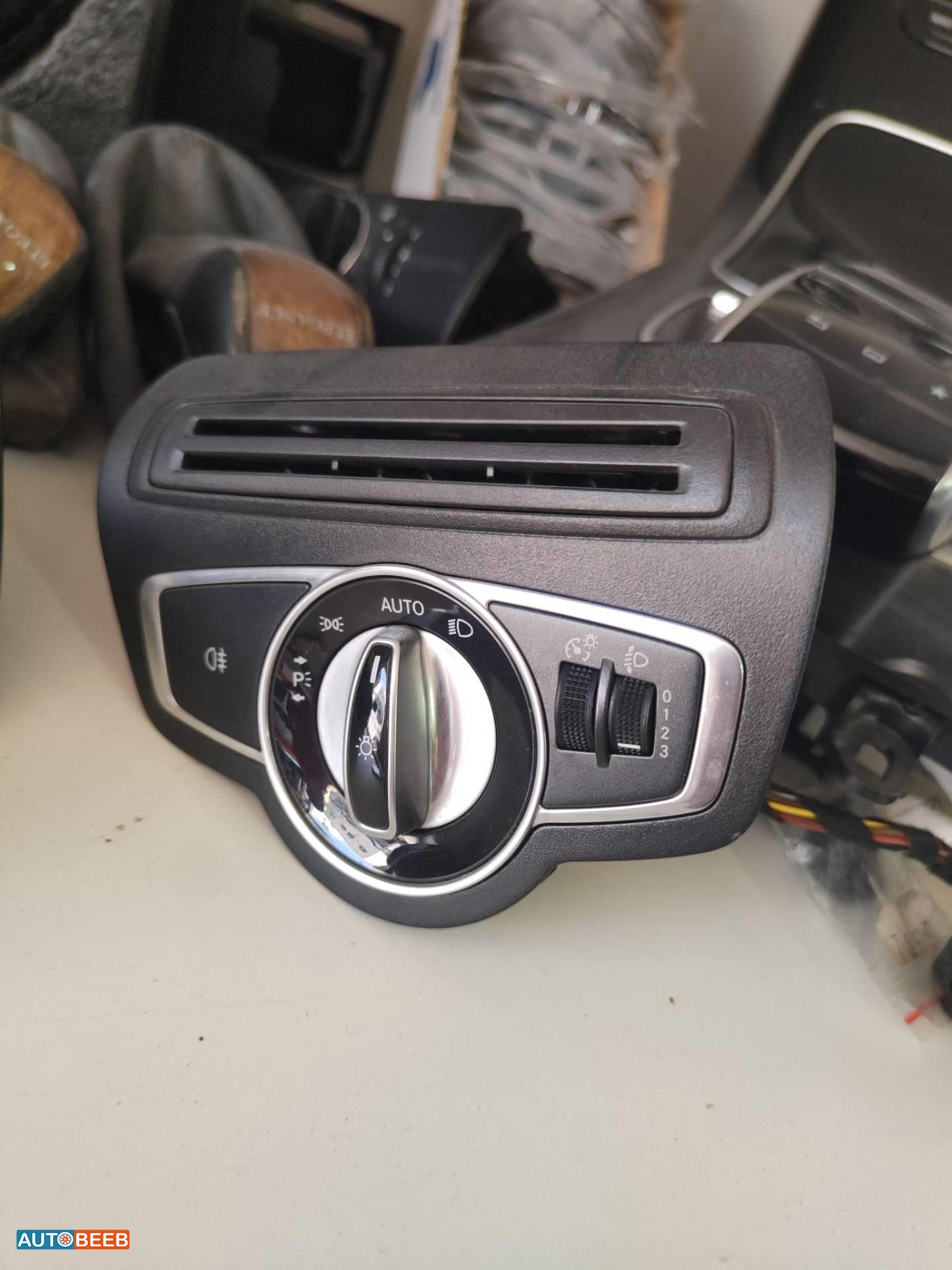 Cabin  Control buttons Mercedes Benz S350