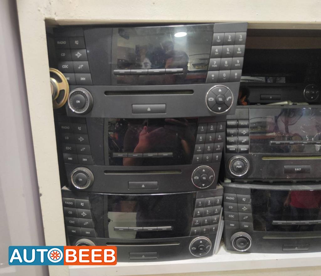 Electronics MP3 Player Mercedes Benz E200