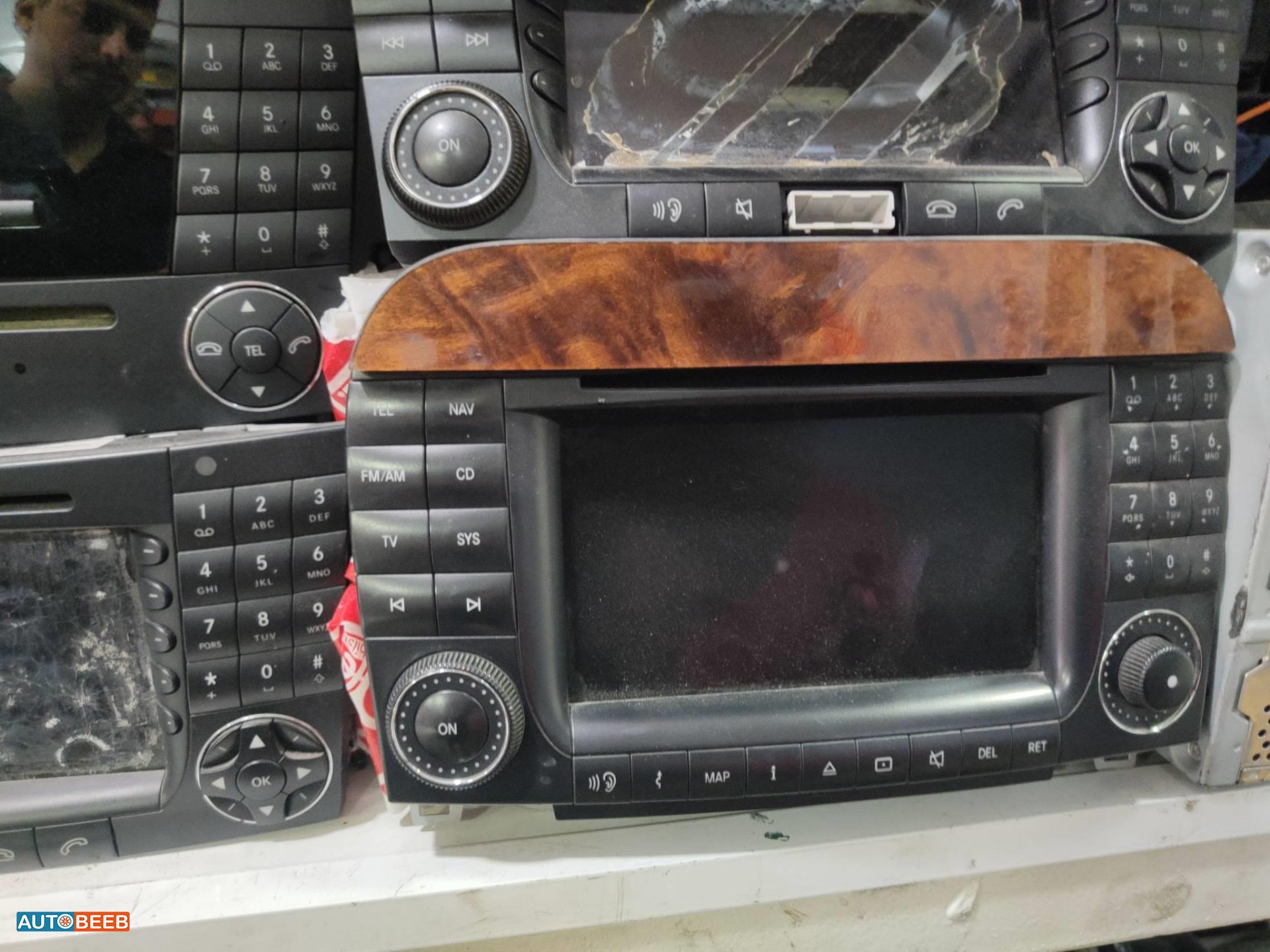 Electronics MP3 Player Mercedes Benz S350