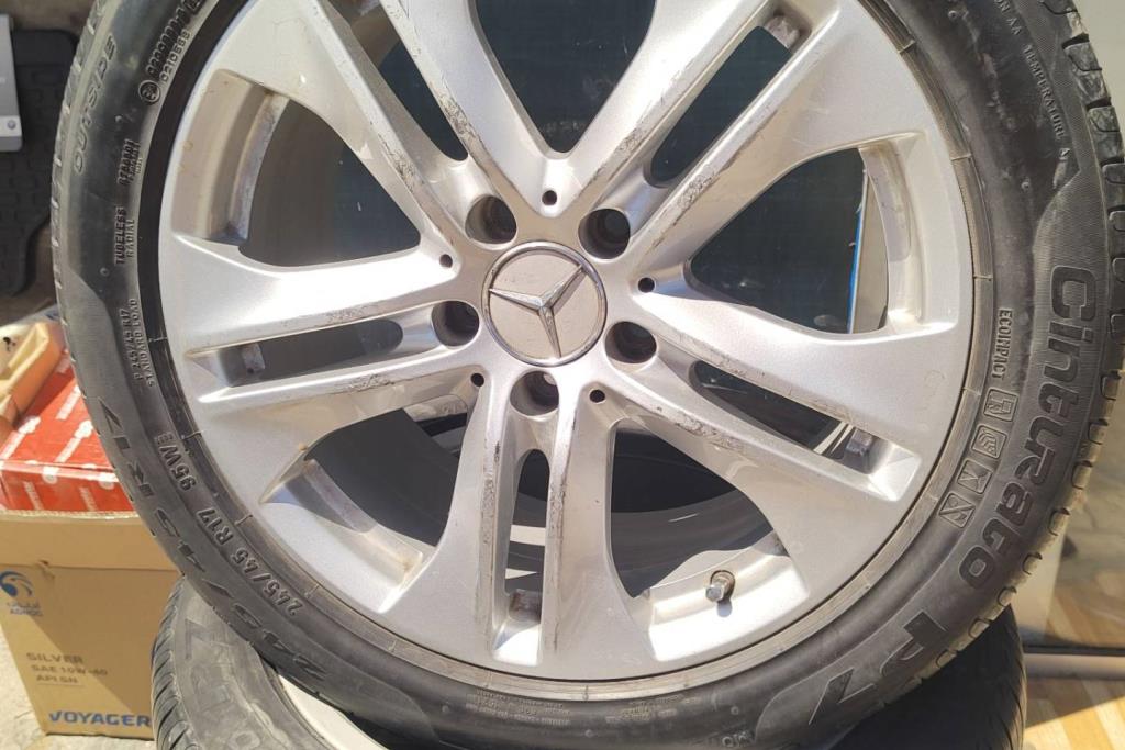 Wheel and Rims Rims Mercedes Benz E200