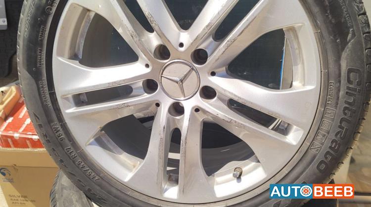 Wheel and Rims Rims Mercedes Benz E200