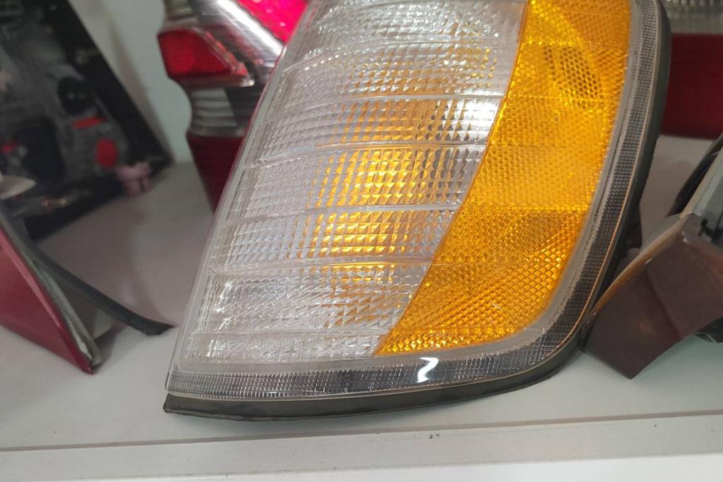 Lights Flasher Light Mercedes Benz E200