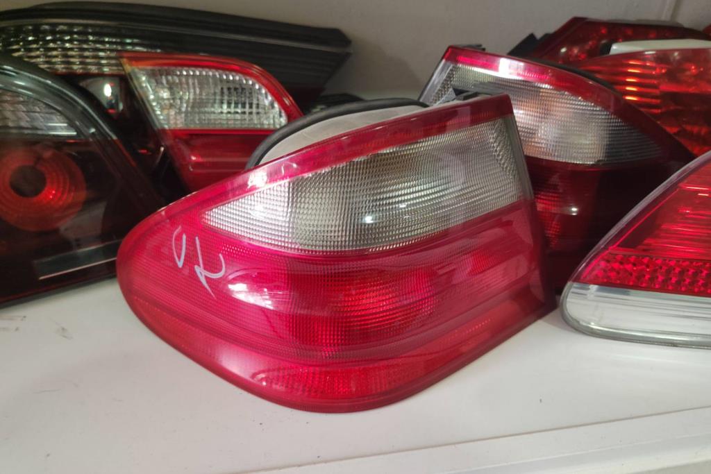 Lights Rear light Mercedes Benz CLK200