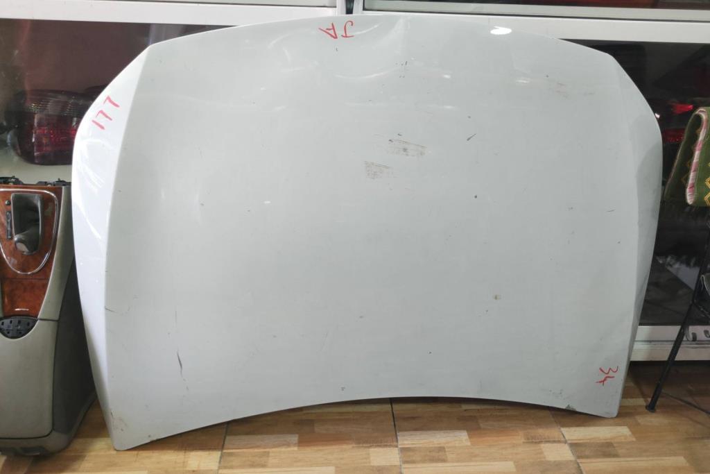 Body  Hood Mercedes Benz A170