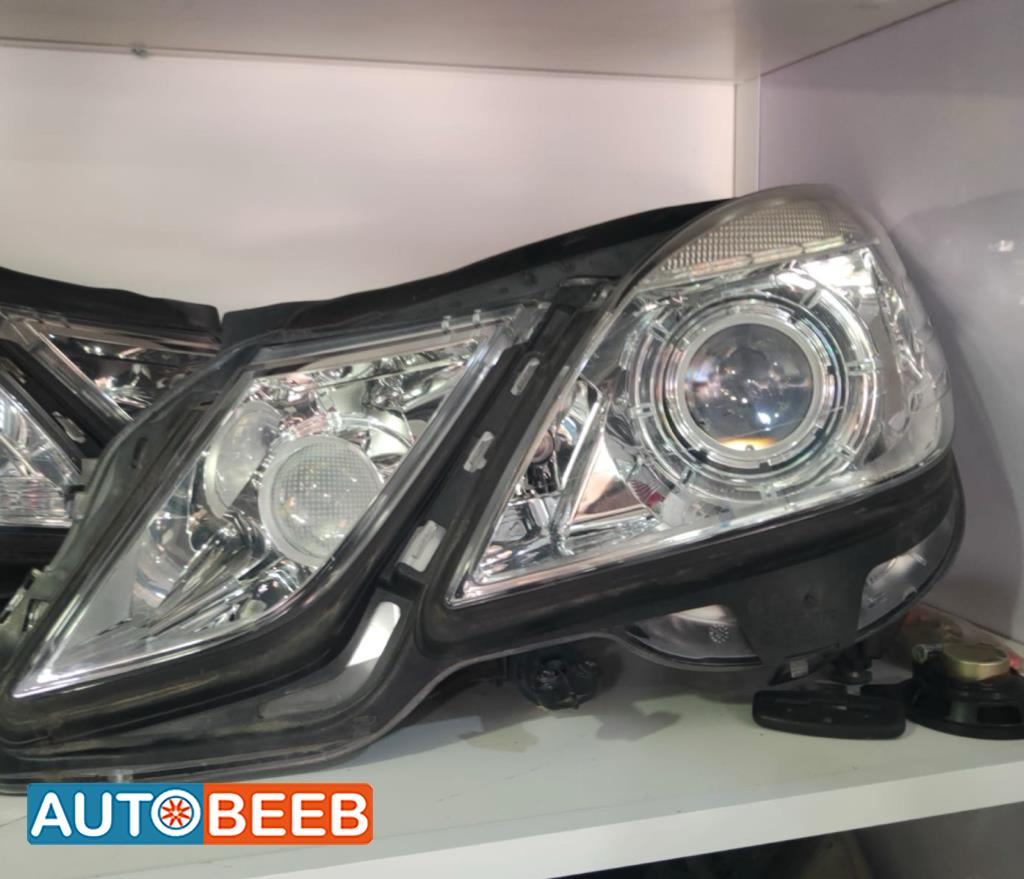 Lights Front light Mercedes Benz E200