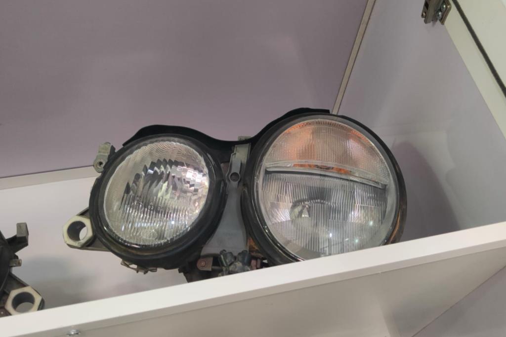 Lights Front light Mercedes Benz CLK200