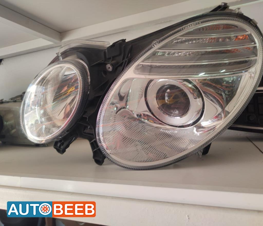 Lights Front light Mercedes Benz E200