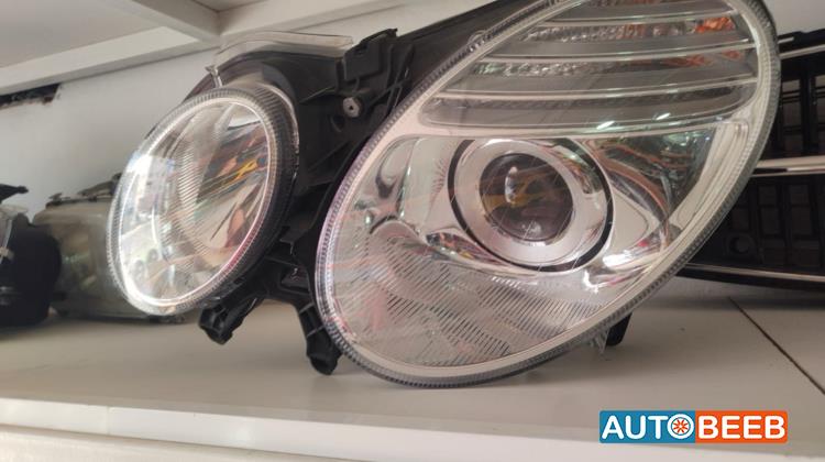 Lights Front light Mercedes Benz E200