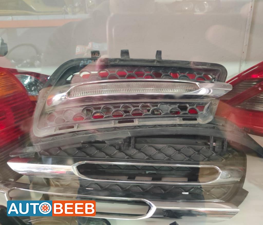 Lights Spotlight Mercedes Benz E200