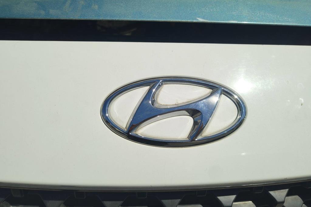 Body  Emblems Hyundai kona
