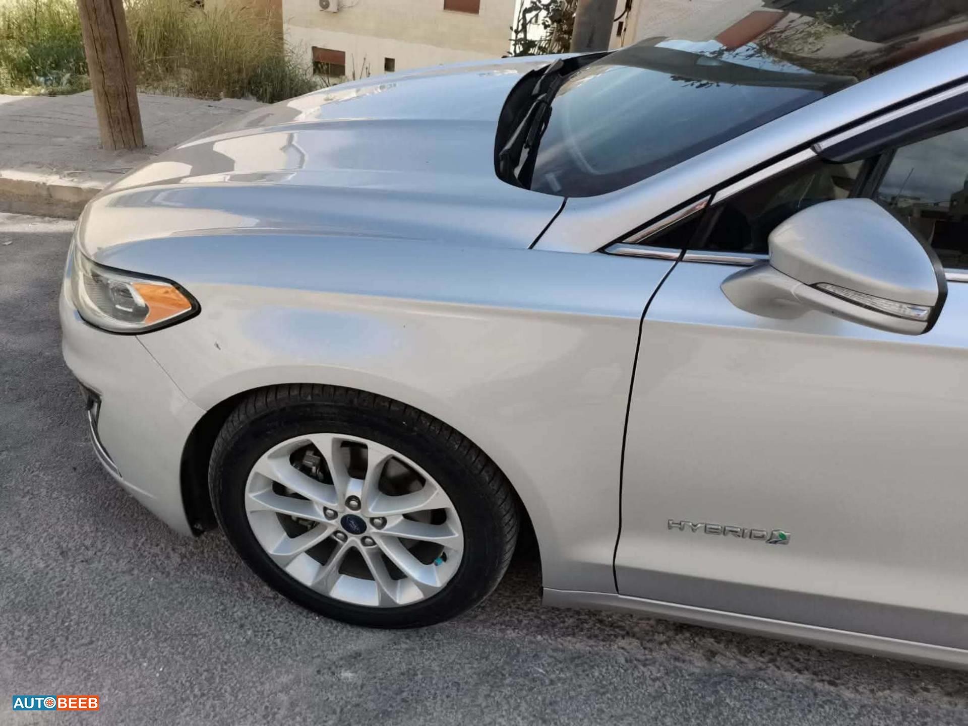 Ford Fusion 2019