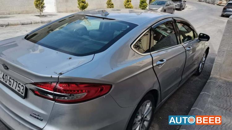 Ford Fusion 2019