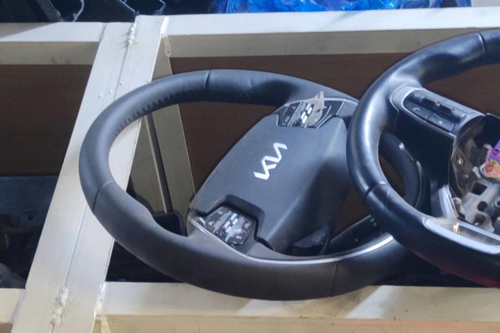 Cabin  Steering Wheel KIA EV6