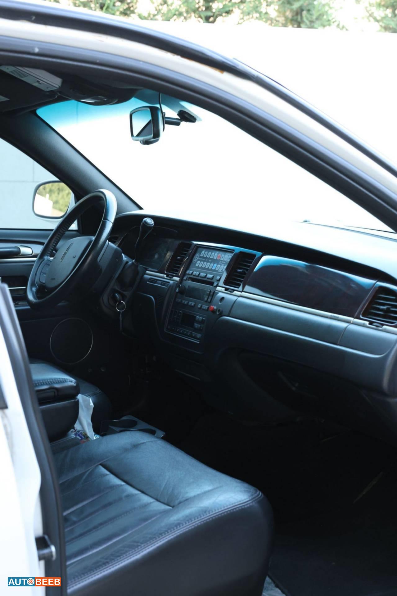 Lincoln Town Car 2007