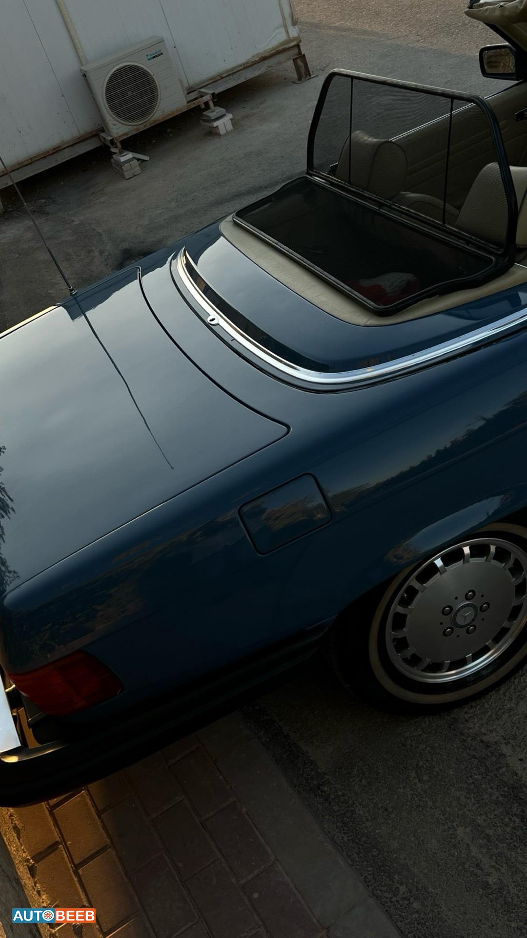 Mercedes Benz SL300 1983