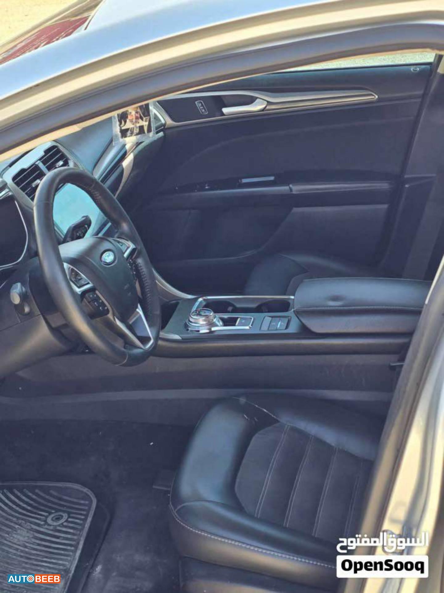 Ford Fusion 2017