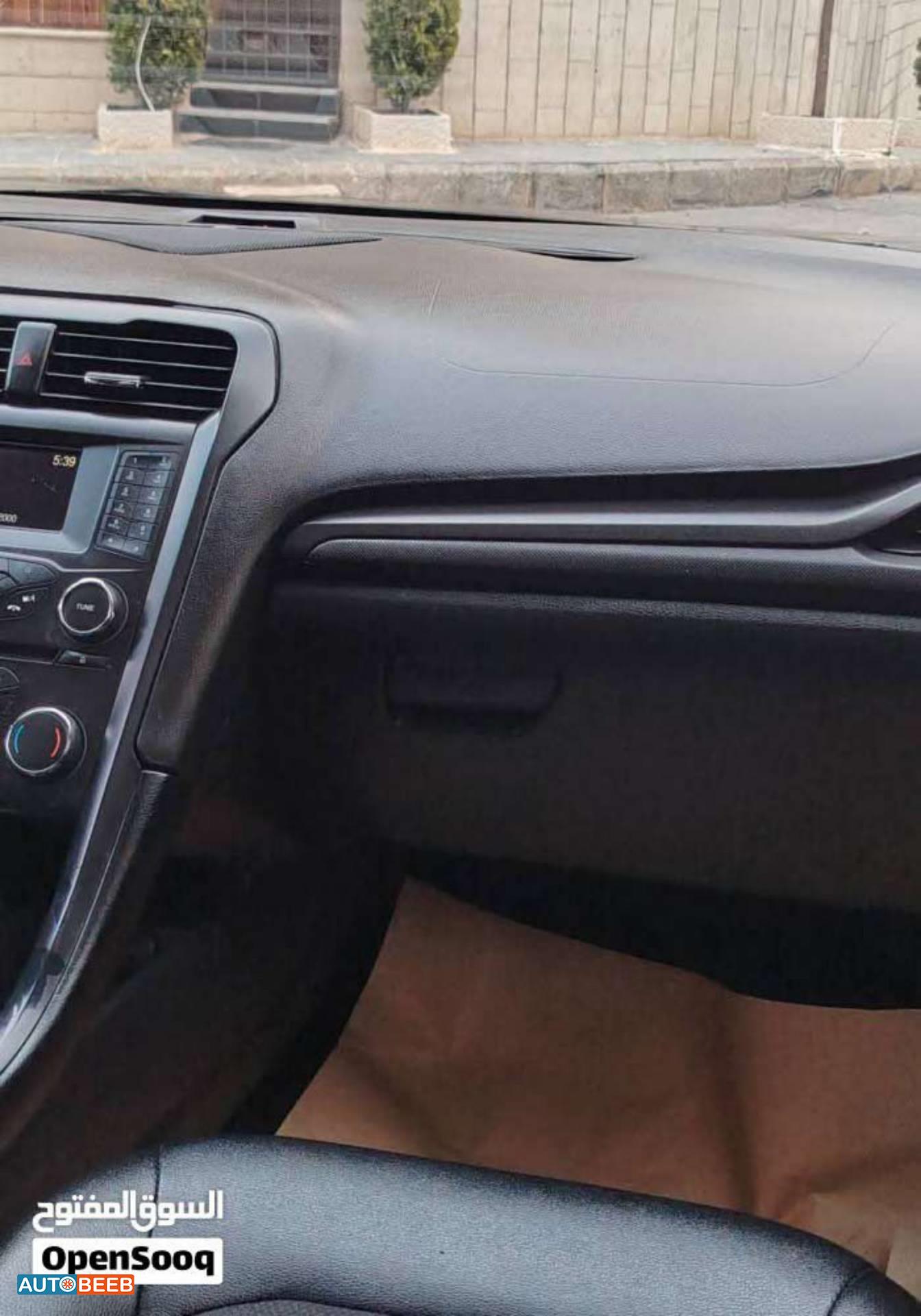 Ford Fusion 2017