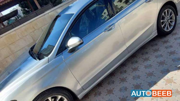 Ford Fusion 2017