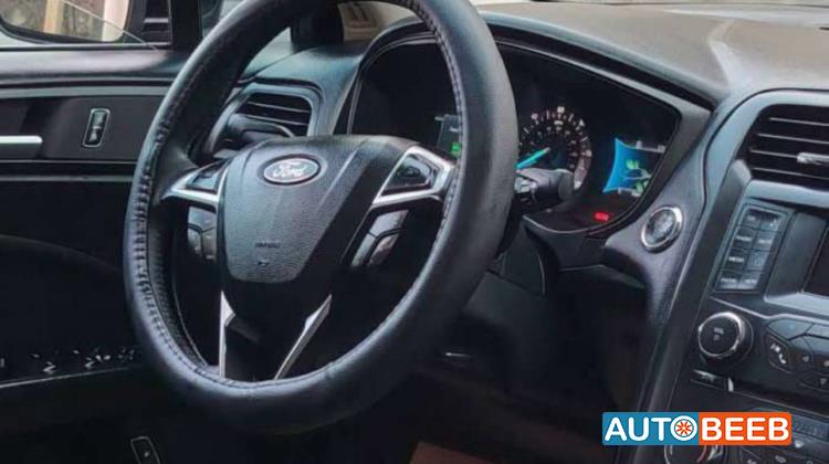 Ford Fusion 2017