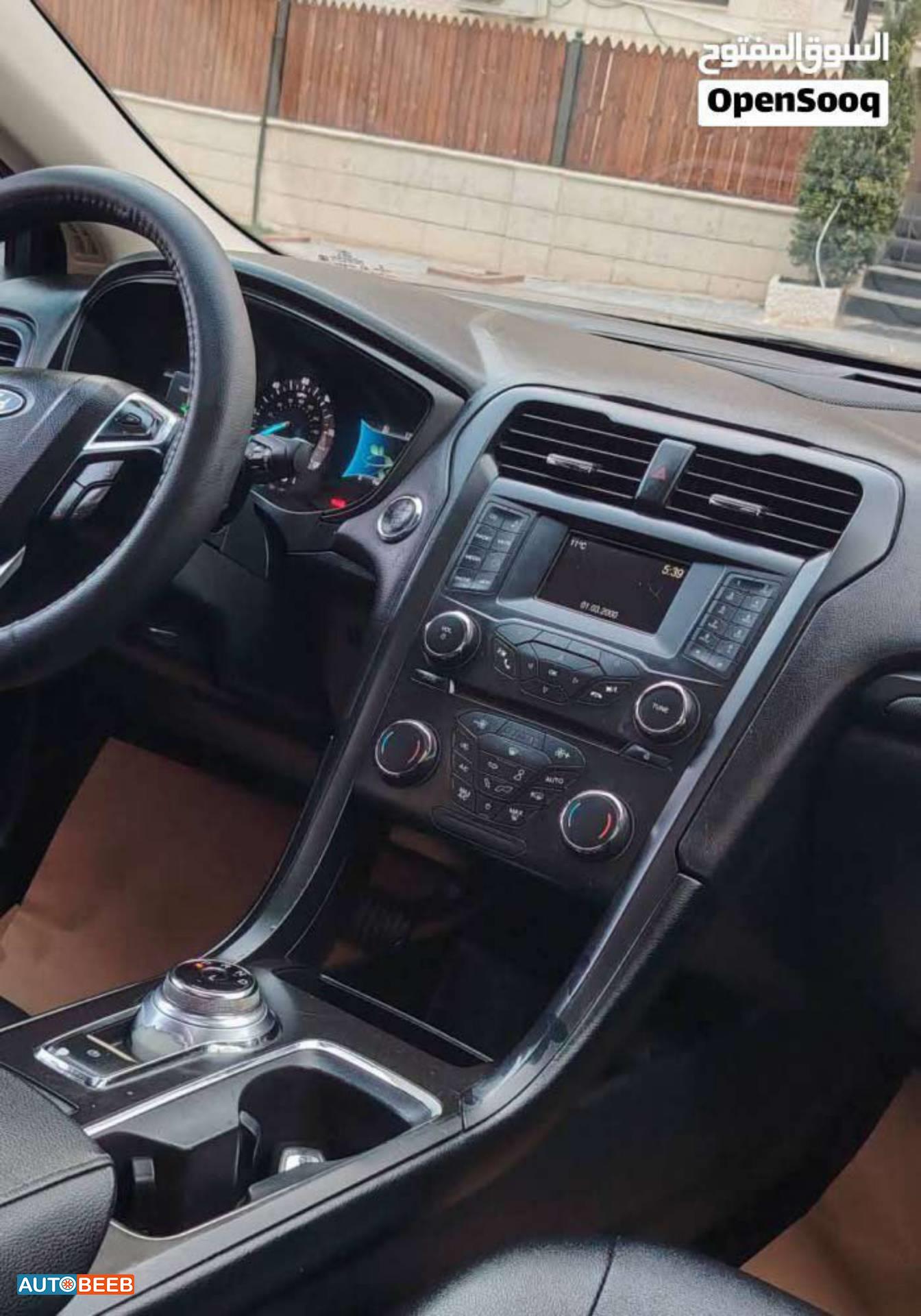 Ford Fusion 2017