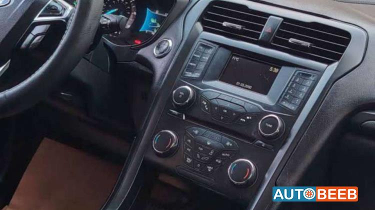 Ford Fusion 2017