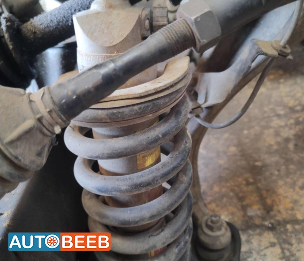  Shock Absorber Nissan Navara