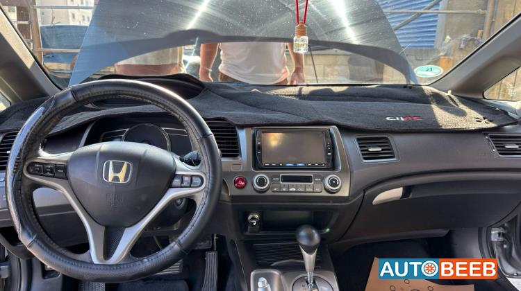 Honda Civic 2011