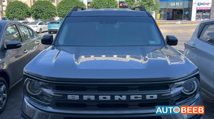 Ford Bronco 2022