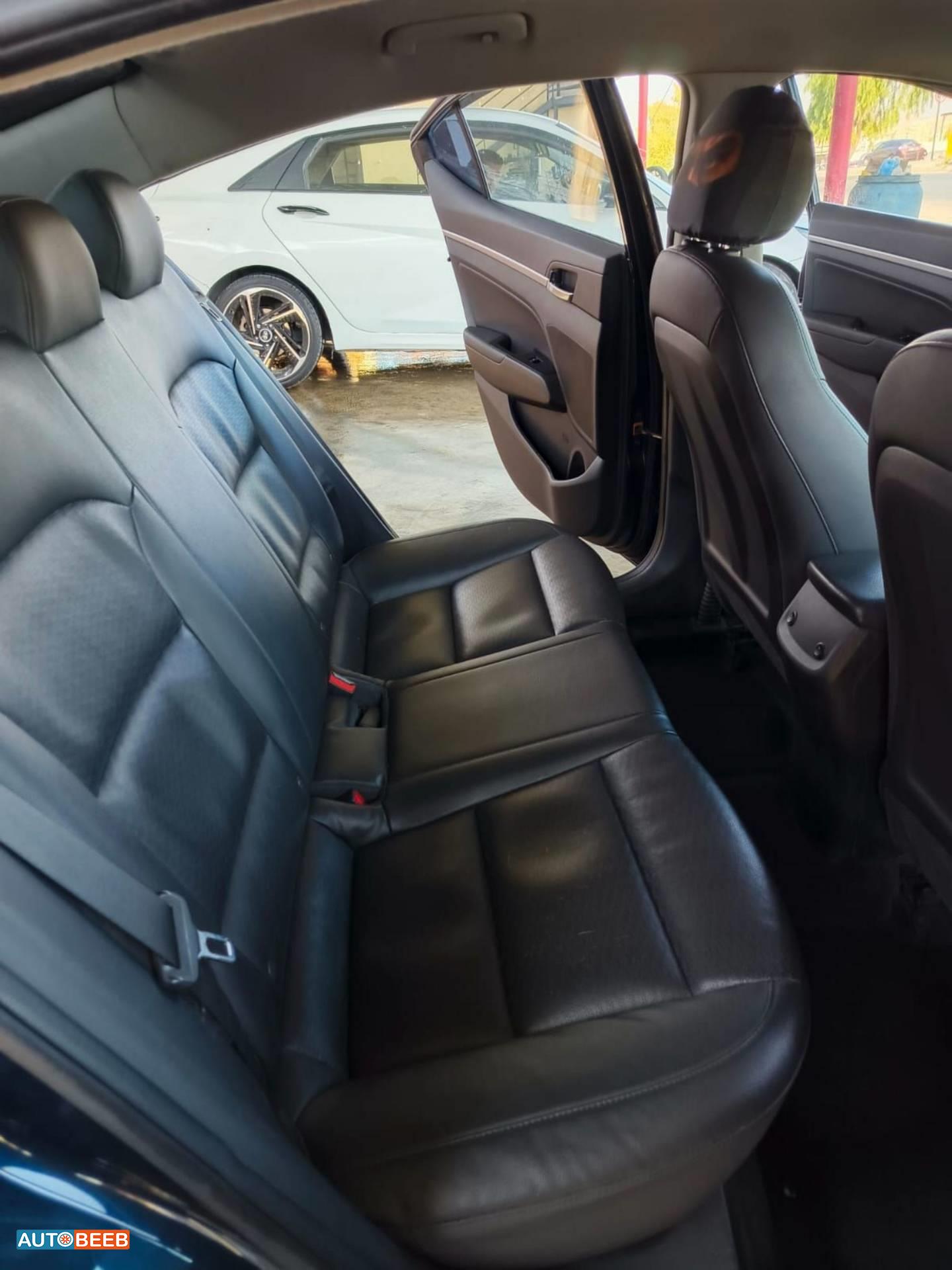 Hyundai Avante 2019