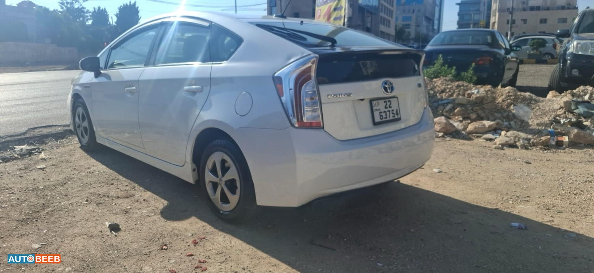 Toyota Prius 2015