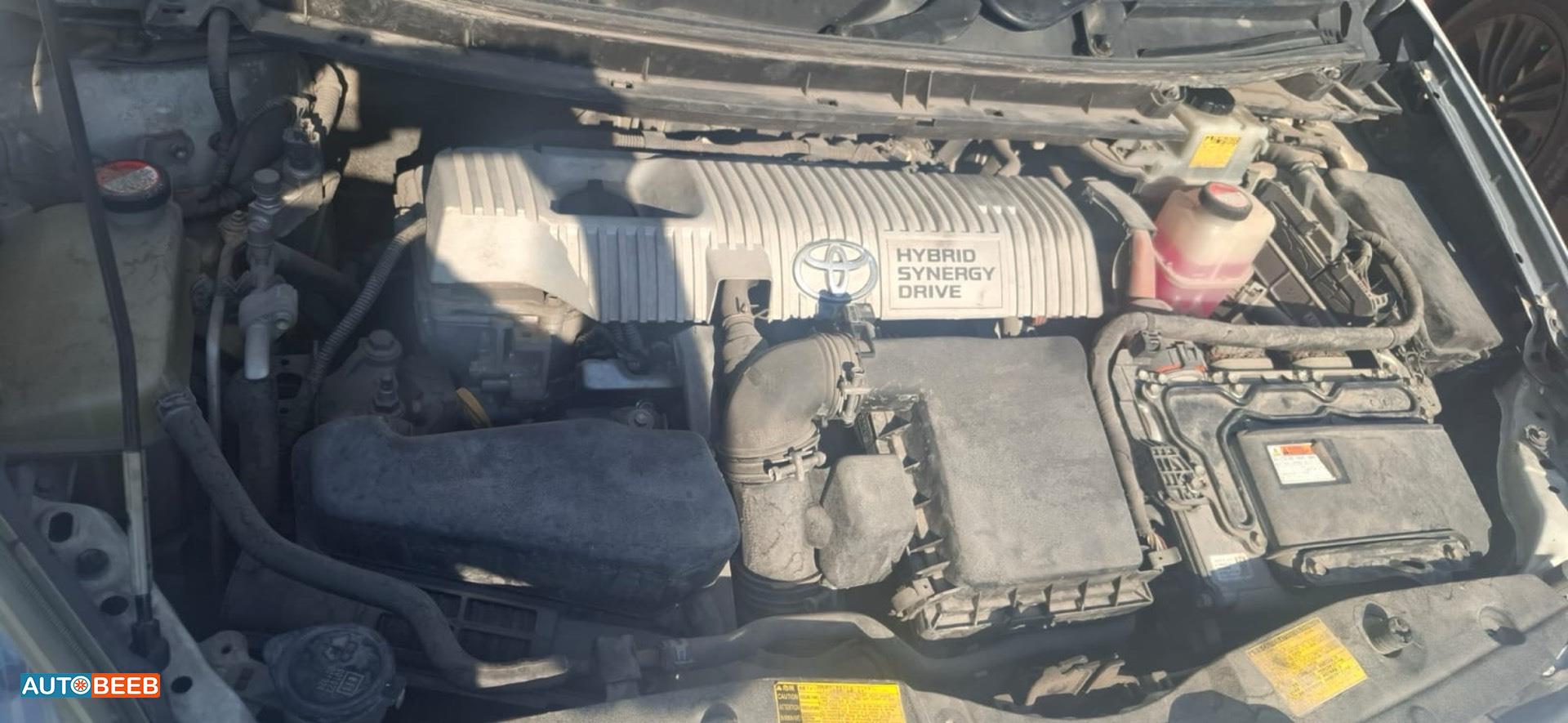 Toyota Prius 2015